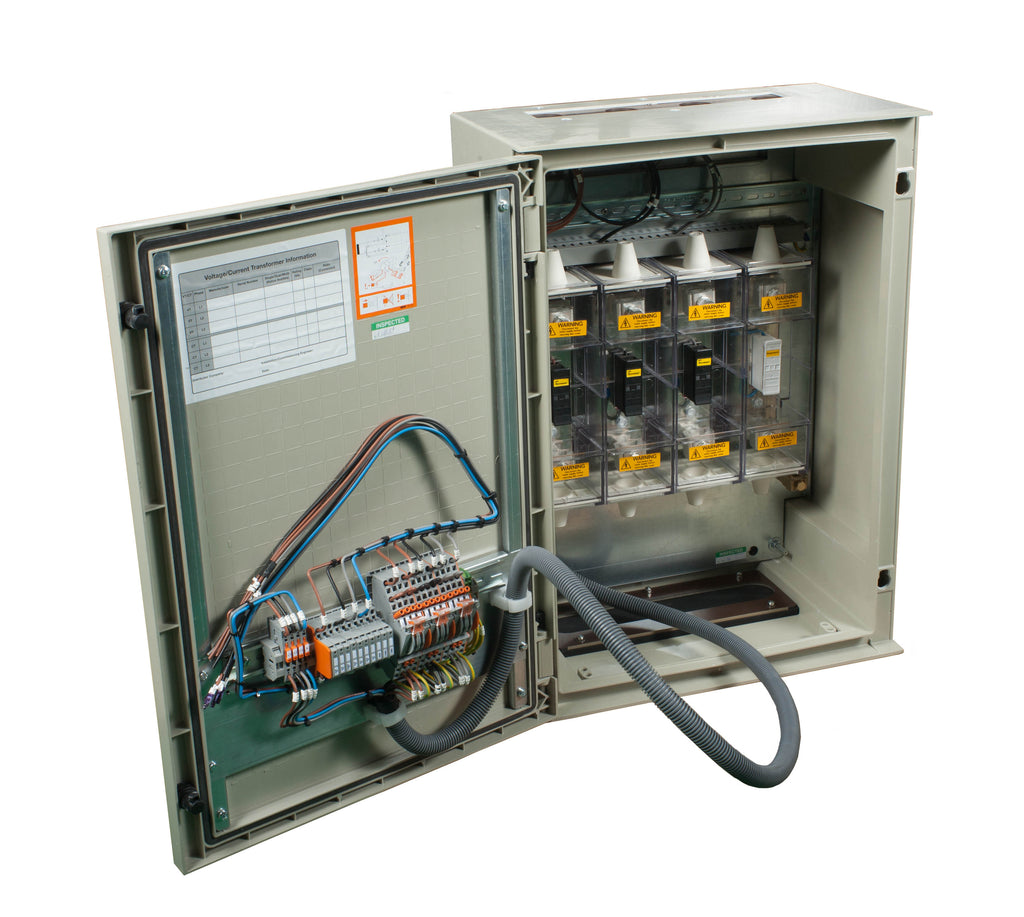 What does a CT chamber include?