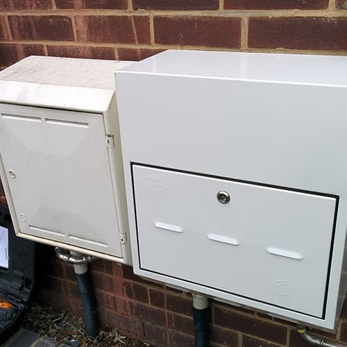 How Does a Ritherdon R22 FireSeal Work?