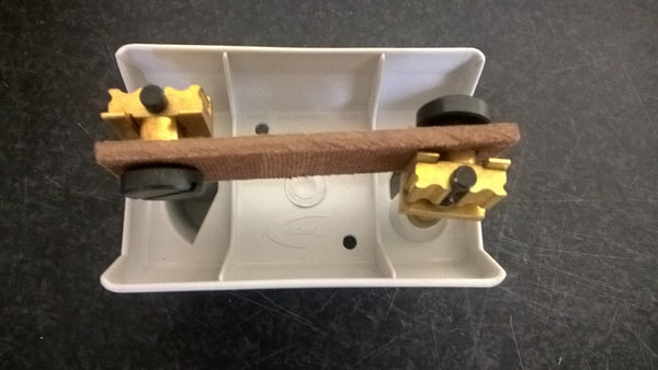 Fuse Handles