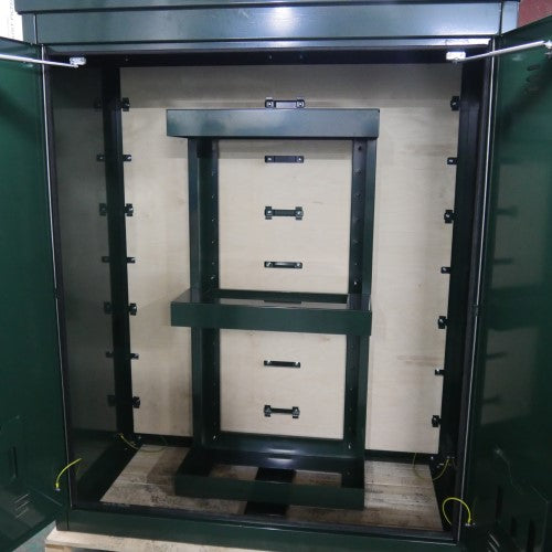 RMC2100 Cabinet & Plinth